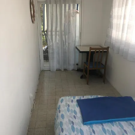 Compartidas En Un Apartamento Homestay Salou