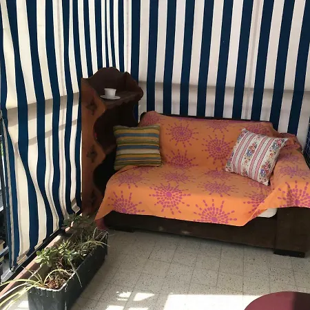 Compartidas En Un Apartamento Homestay Salou