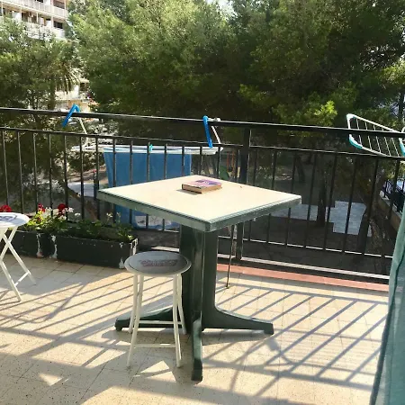 Compartidas En Un Apartamento Homestay Salou