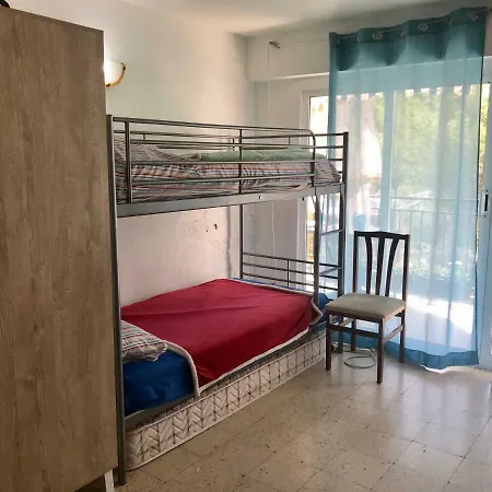 Compartidas En Un Apartamento Homestay