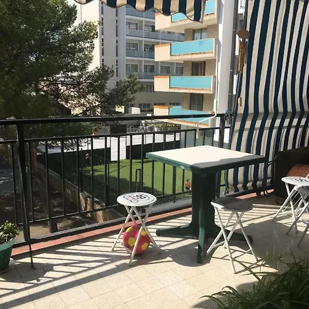 Compartidas En Un Apartamento Salou